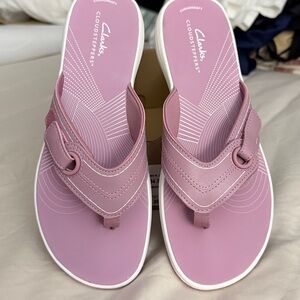 Clark’s Lilac Slide Sandals